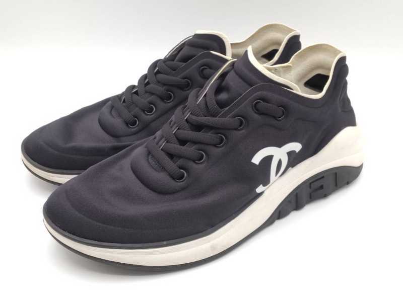 シャネル買取 スニーカー